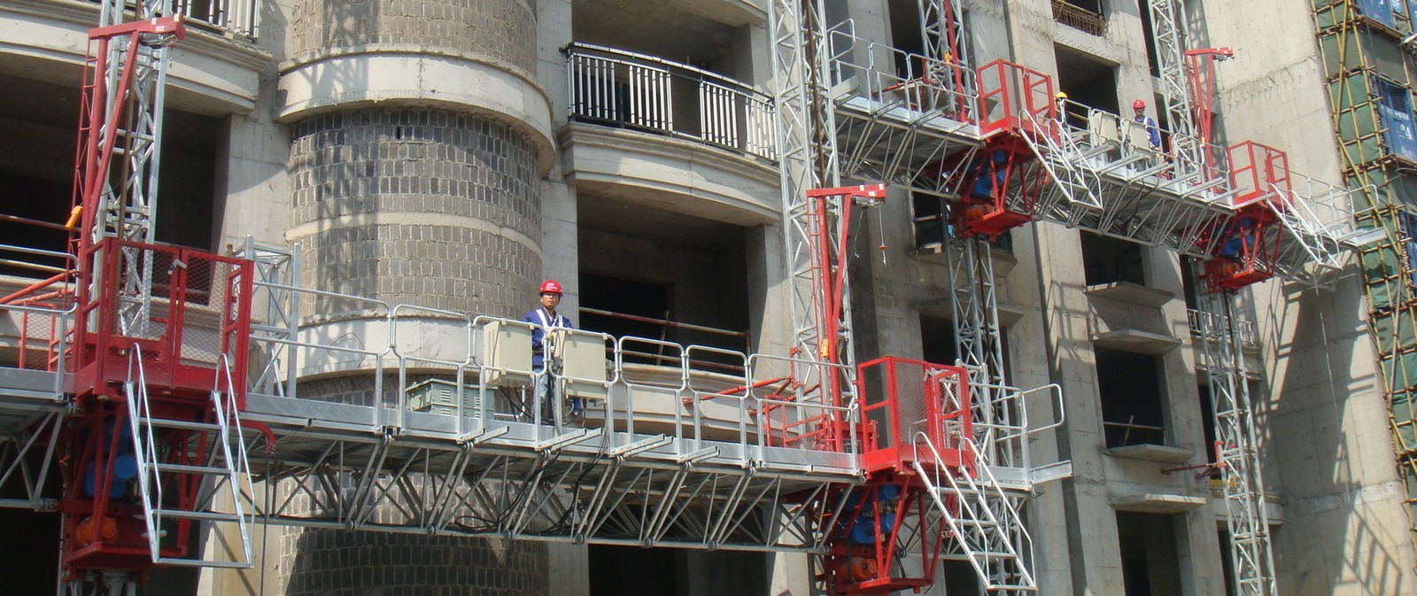 mast_climbing_working_platform